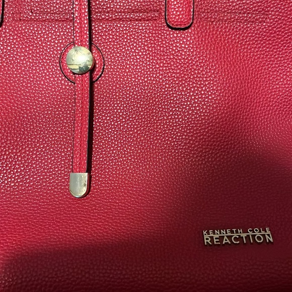 Kenneth Cole Reaction tote bag gently used slight scratches on hardware - Picture 3 of 7